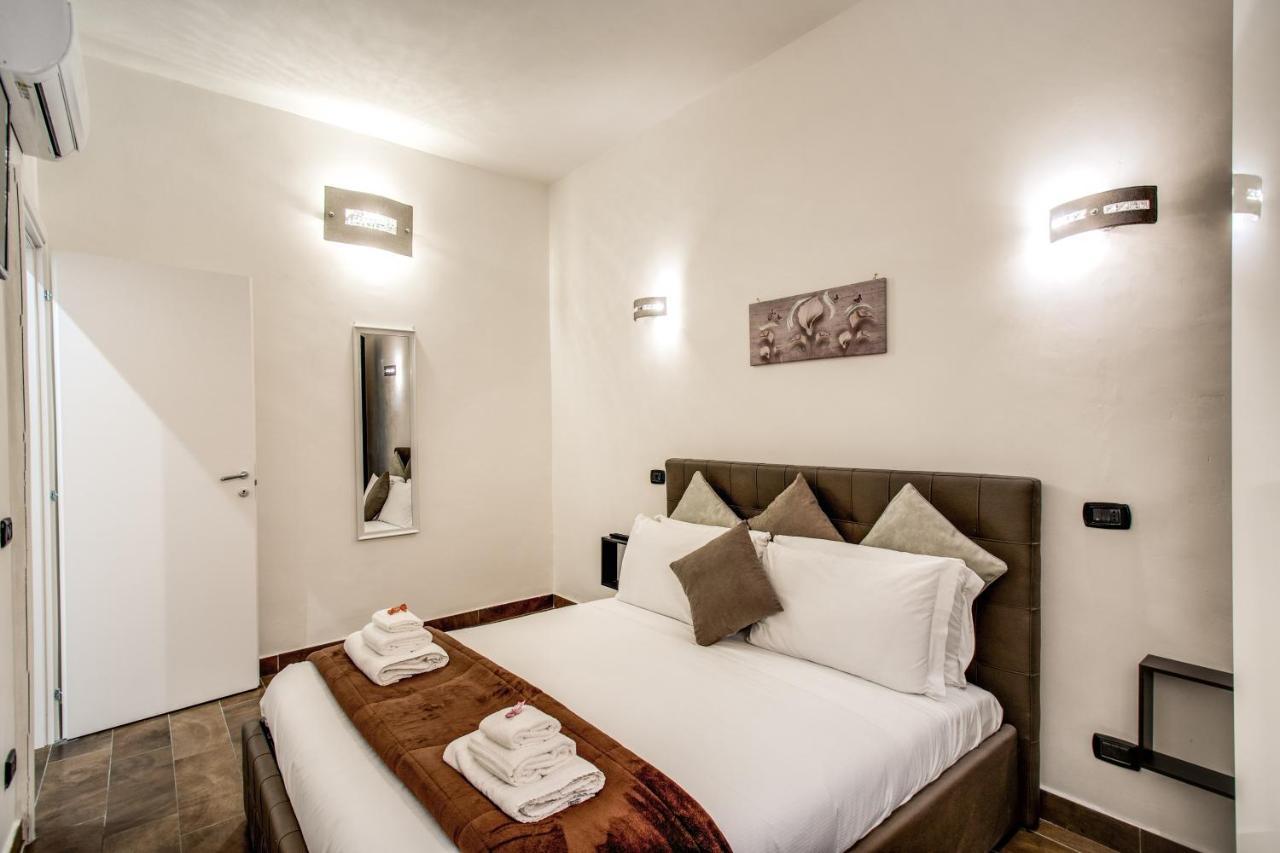 Laura Luxury Apartment In The Center Rome Exterior photo