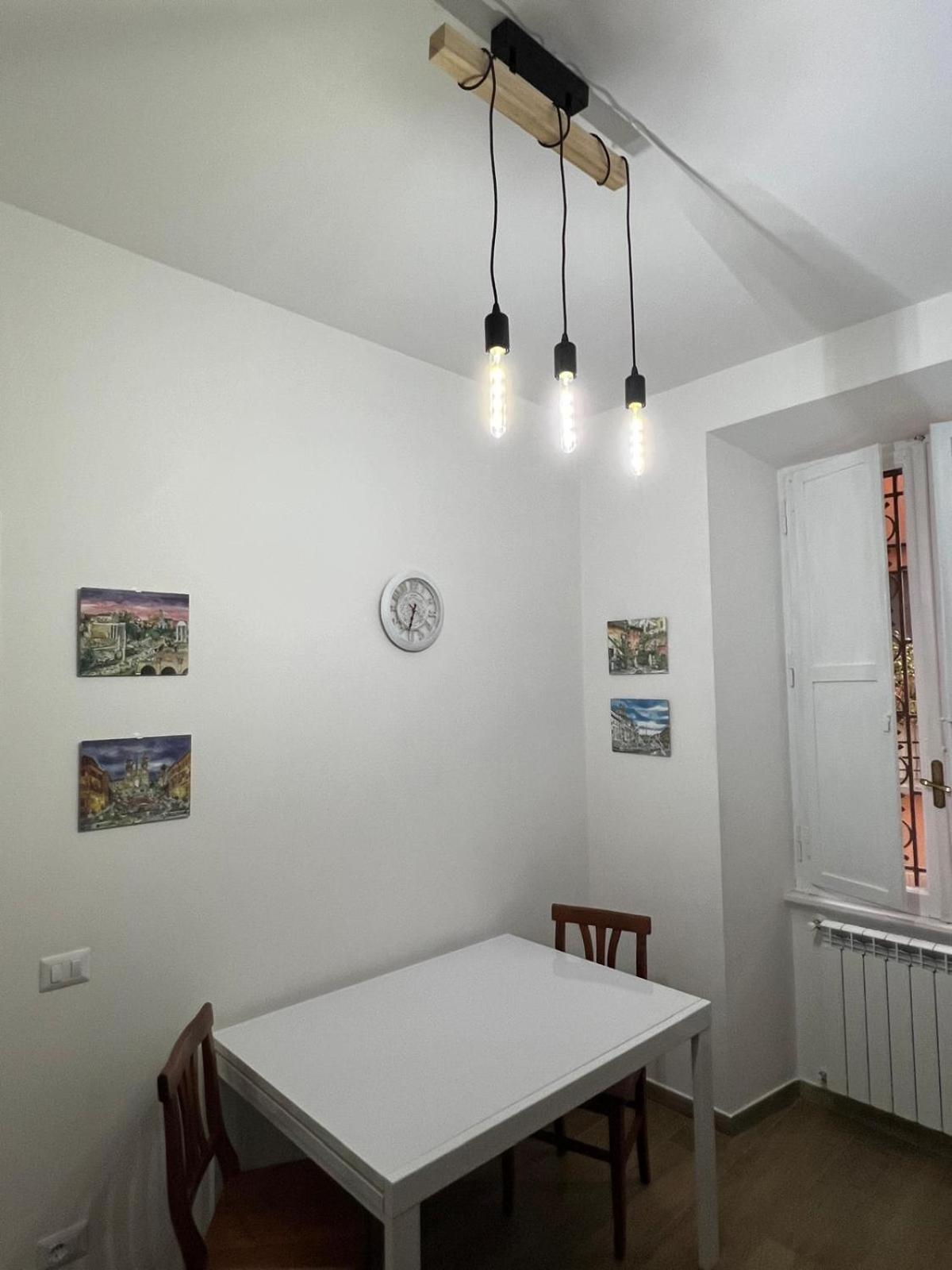 Laura Luxury Apartment In The Center Rome Exterior photo