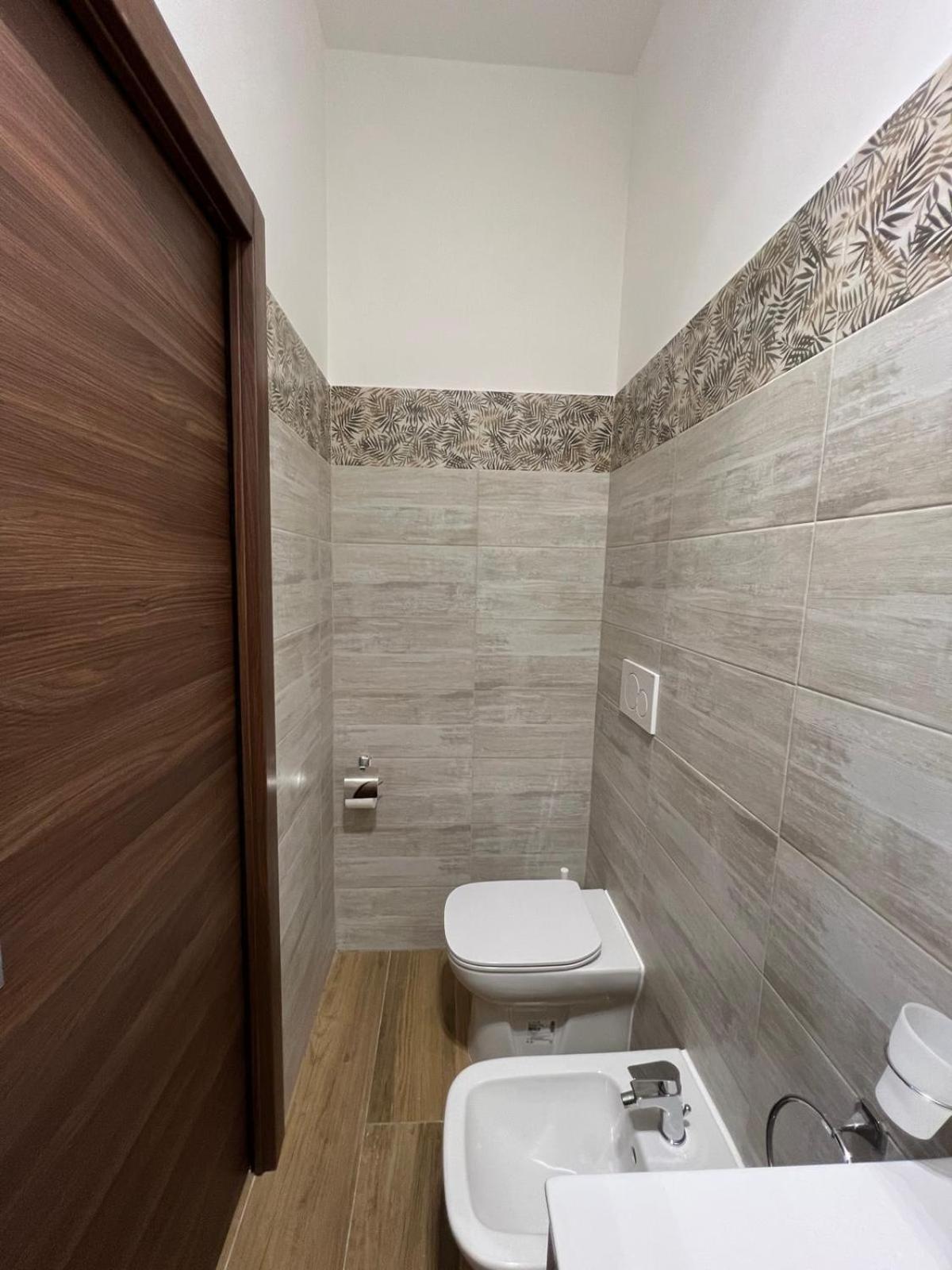 Laura Luxury Apartment In The Center Rome Exterior photo