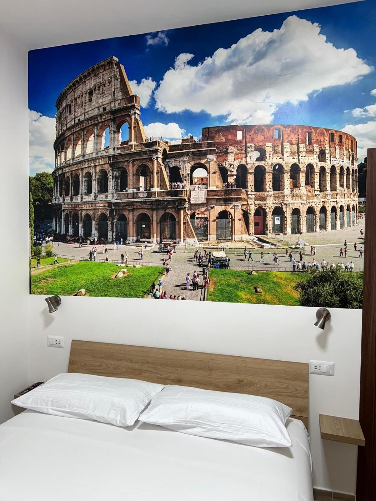 Laura Luxury Apartment In The Center Rome Exterior photo